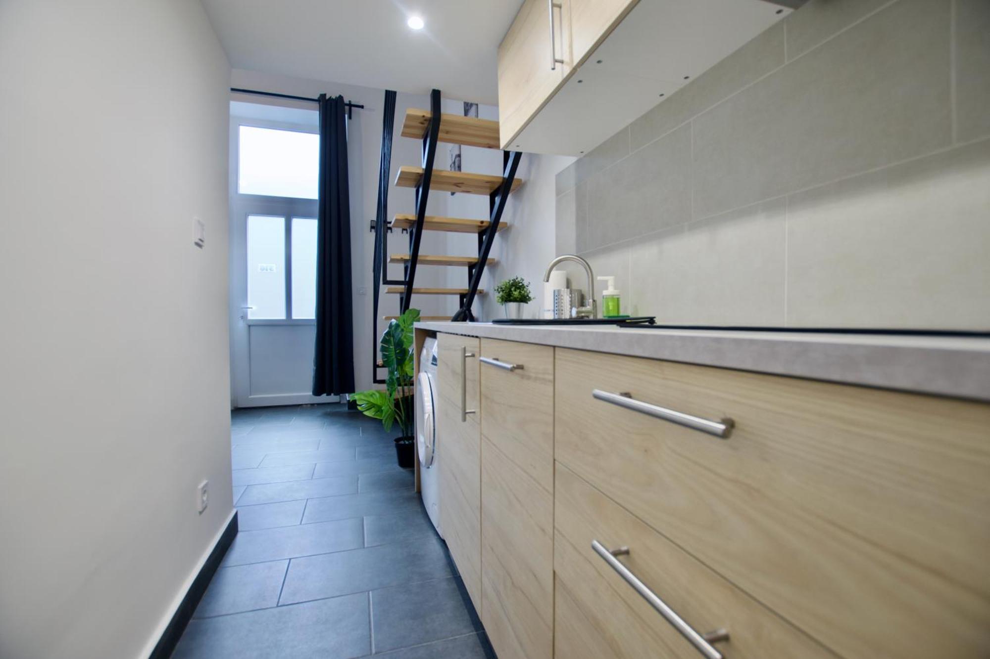 Studio Apartments By Hi5- Cozy Studio Budapest Esterno foto