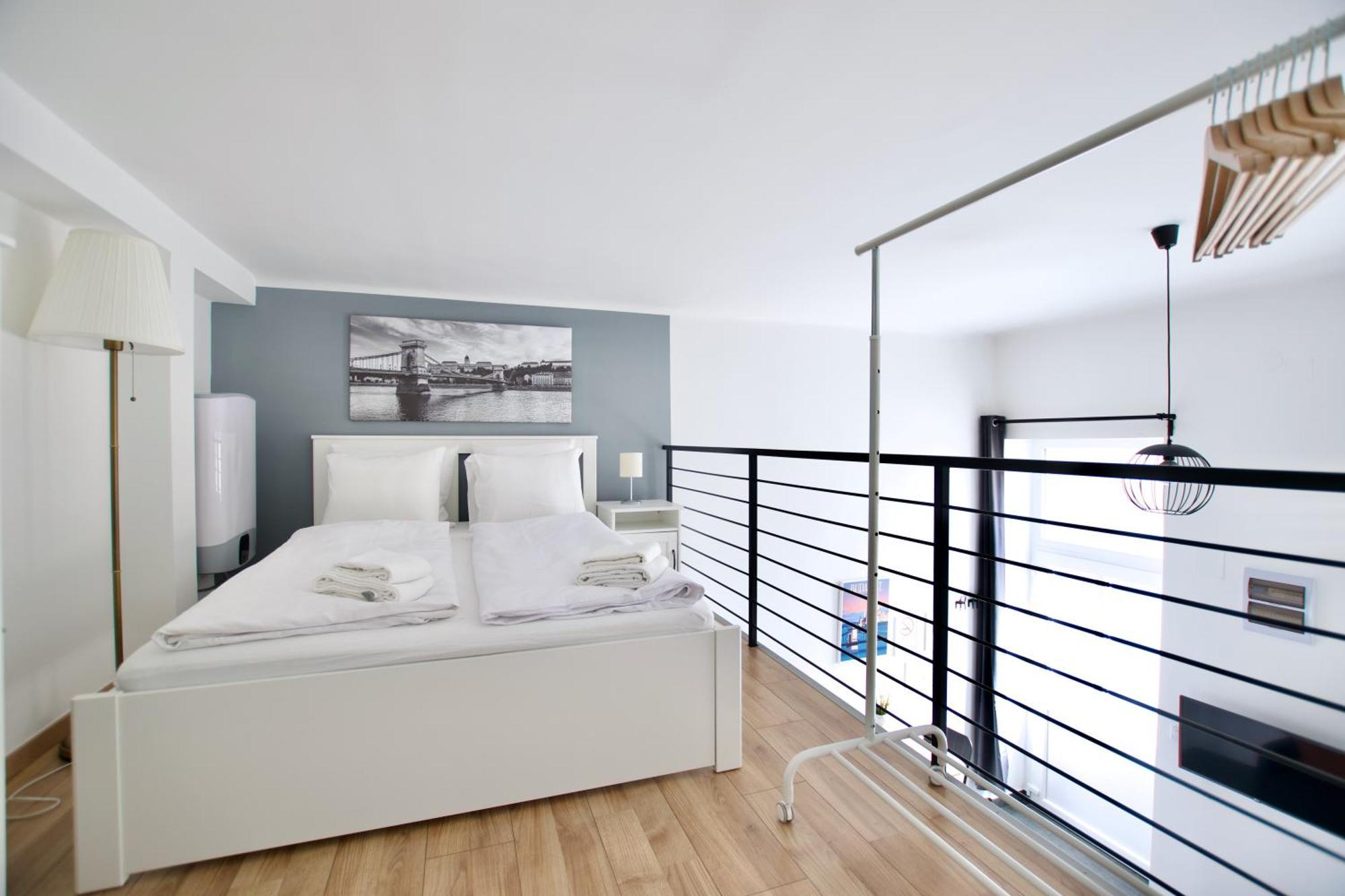 Studio Apartments By Hi5- Cozy Studio Budapest Esterno foto