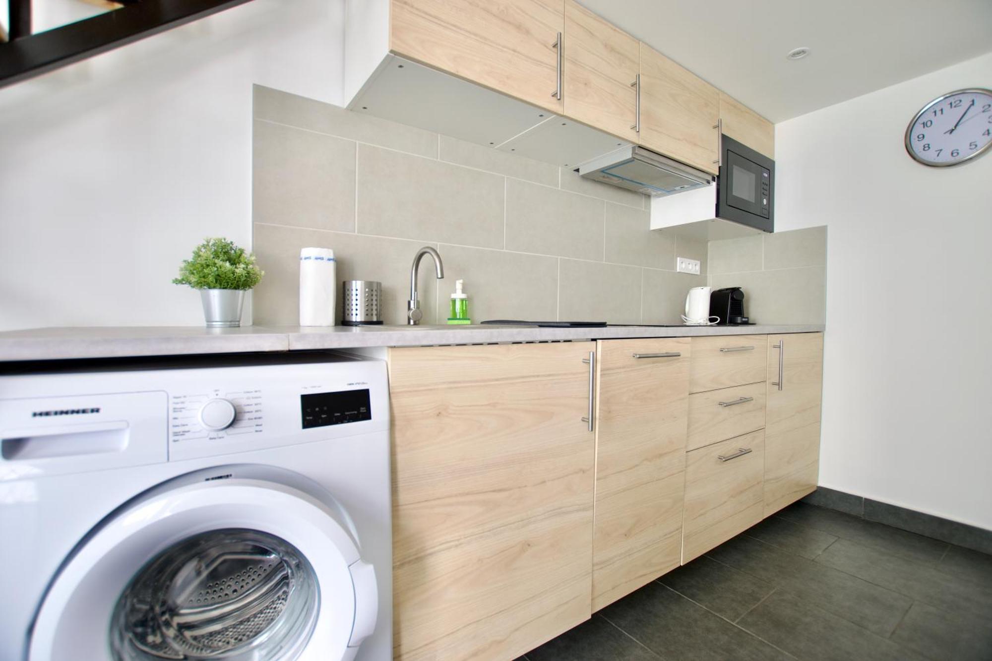 Studio Apartments By Hi5- Cozy Studio Budapest Esterno foto
